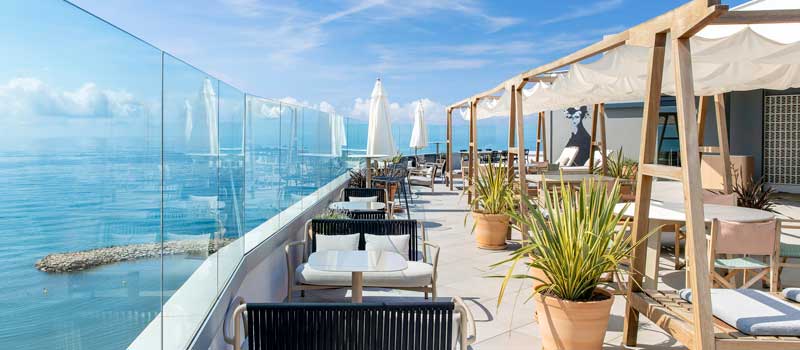 MeSItgesTerramar-Roof_Top_Radio_Bar