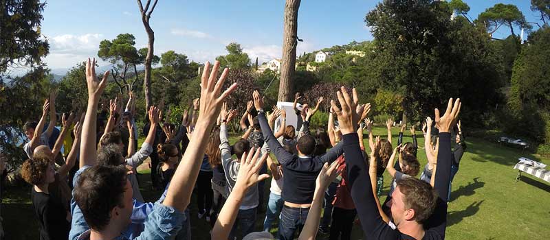 warm-up-team-building